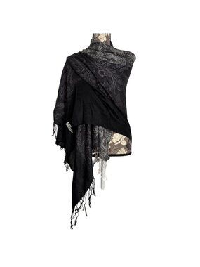 NWT Pashmina Scarf With Fringe Black/Gray Paisley Pattern By Berkeley Designs